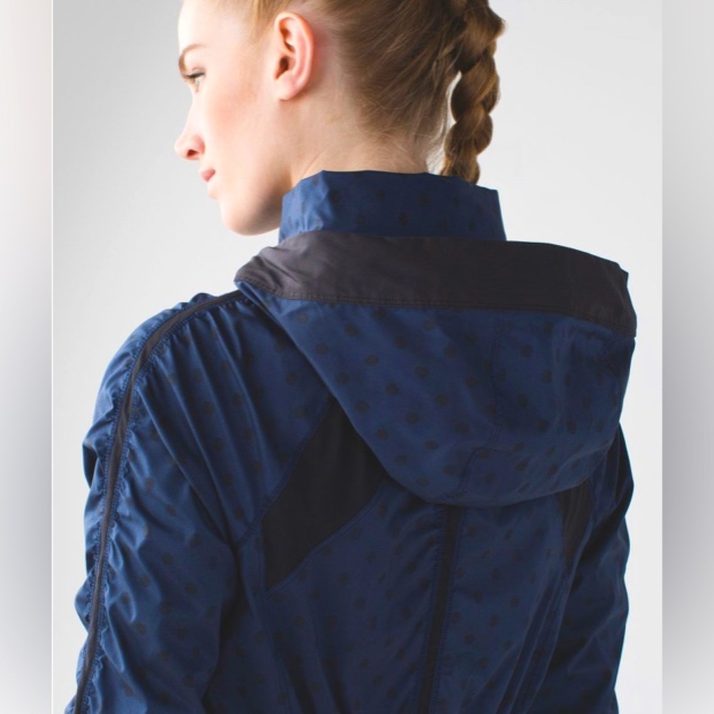 Lululemon Gather And Sprint Jacket - Ghost Dot Deep Navy Black / Black